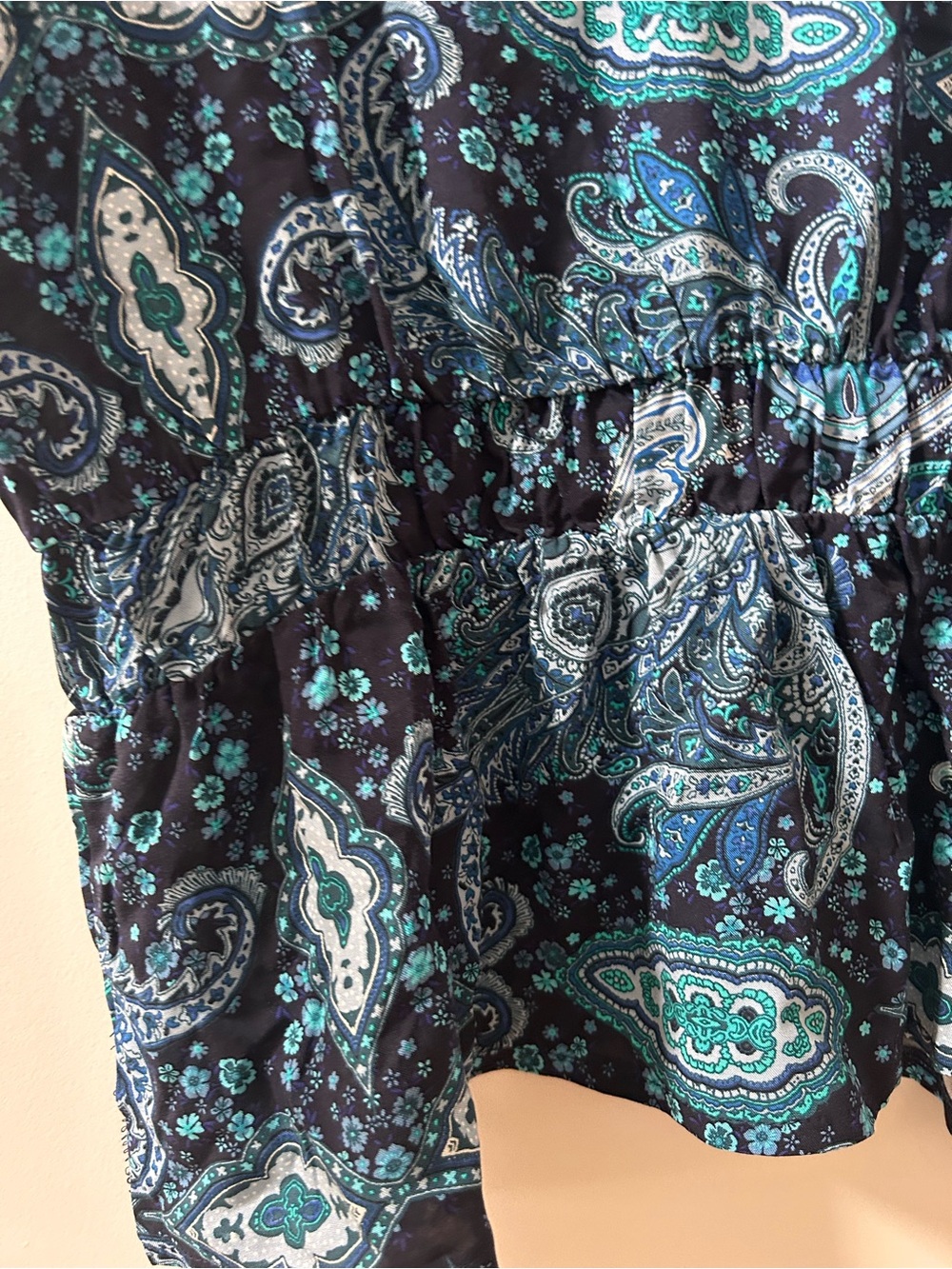 Lascana Paisley V Neck Ballon Sleeve Blouse. Maximalist. Bold. Artsy. SZ 44. EUC - Picture 3 of 9